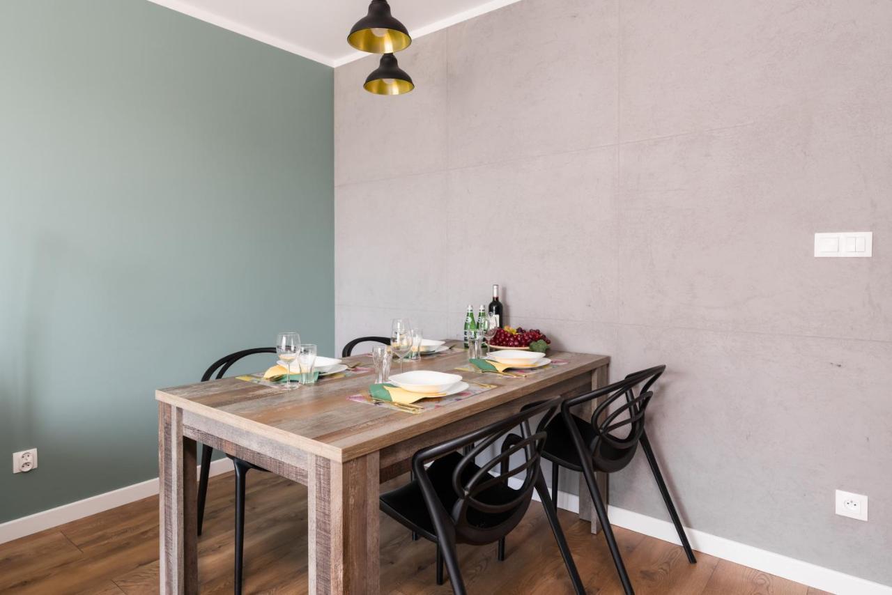 Poznan Serbska 2 Miejsca Parkingowe By Noclegi Renters ภายนอก รูปภาพ
