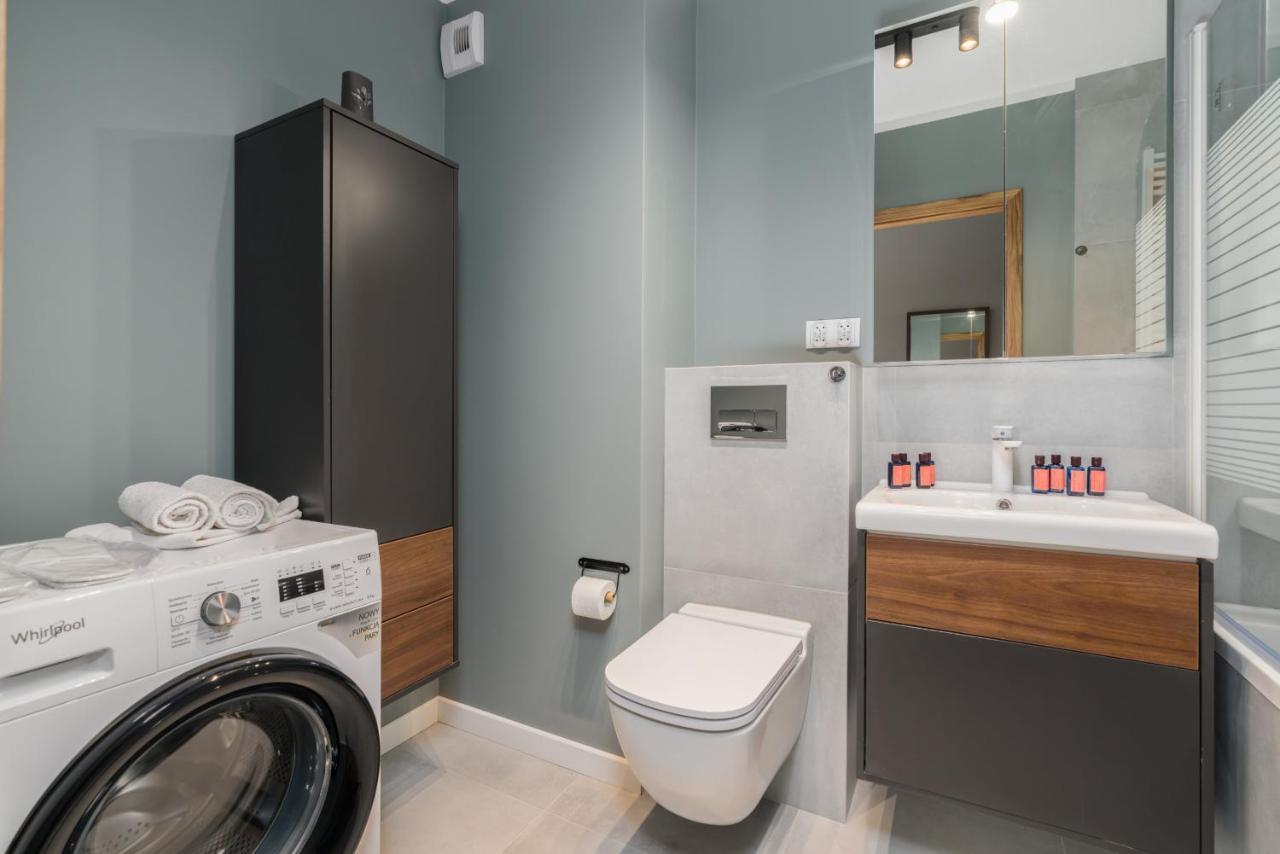 Poznan Serbska 2 Miejsca Parkingowe By Noclegi Renters ภายนอก รูปภาพ